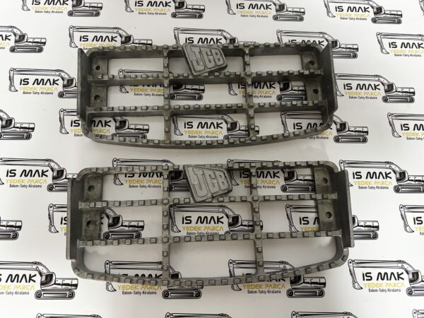 331/27034 JCB ORJİNAL BASAMAK